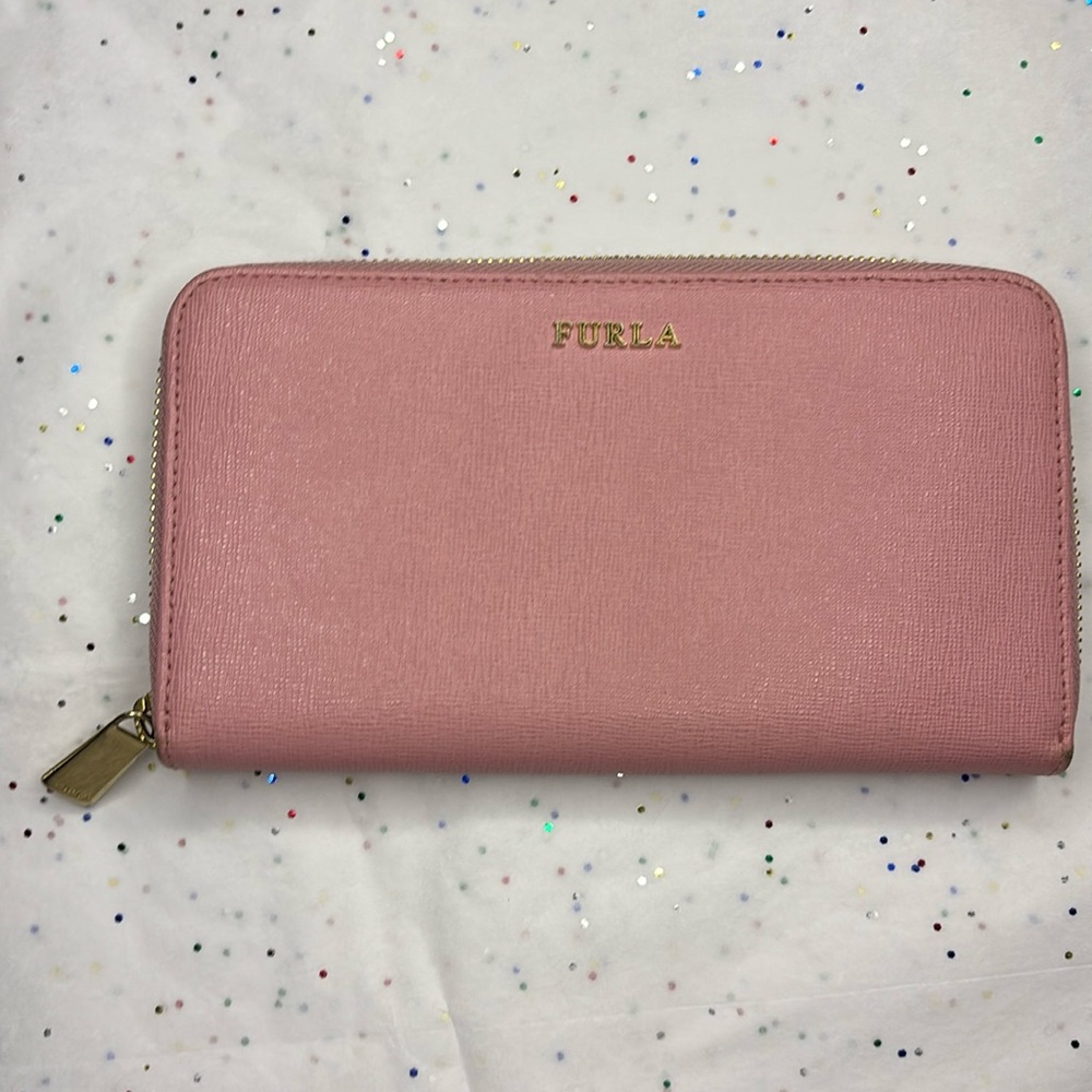 Furla Zippy Wallet